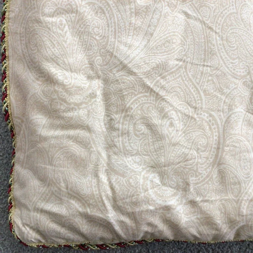 Chris Madden - Full Size Double Sided Floral Print Comforter & Pillow Sham